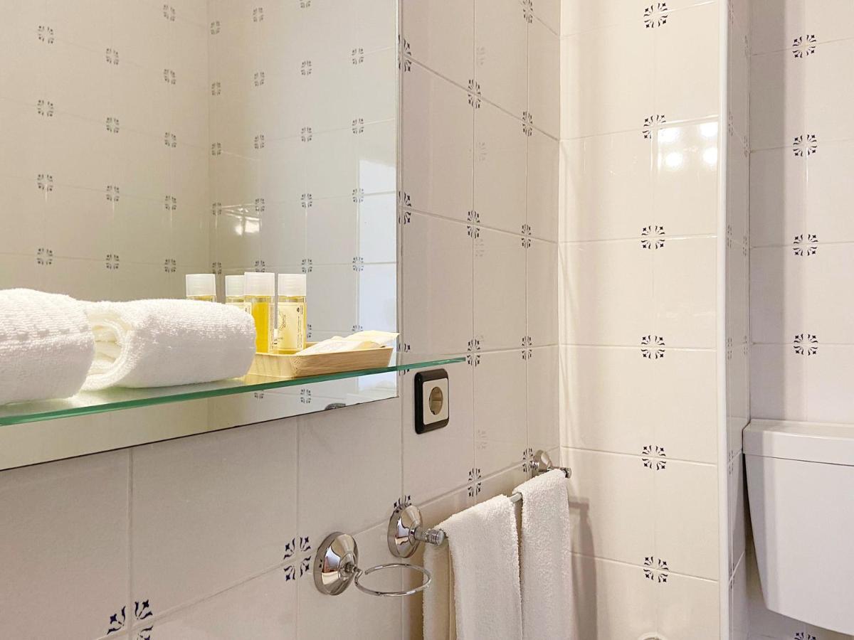 Vinhais Hotel エクステリア 写真