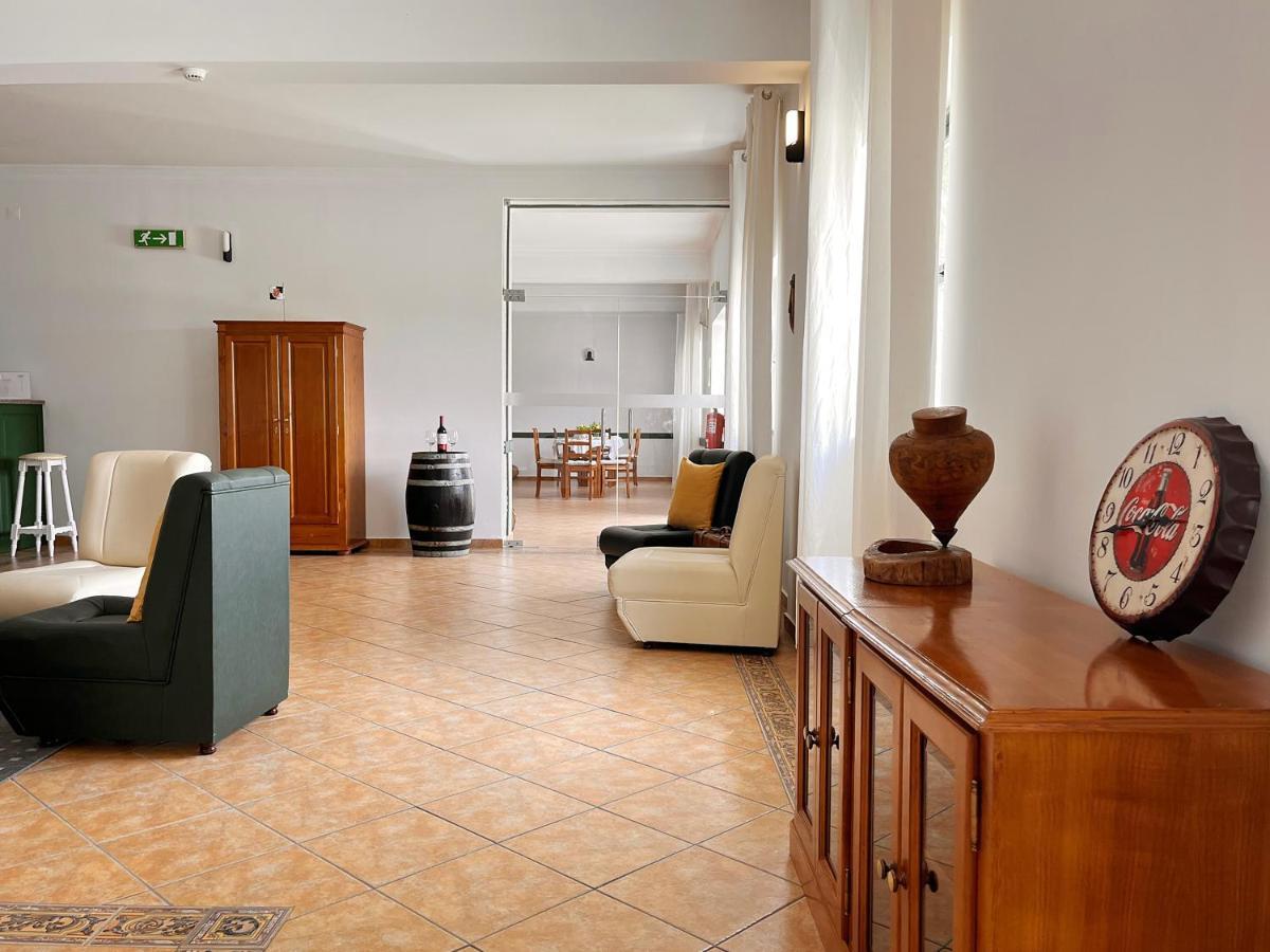 Vinhais Hotel エクステリア 写真