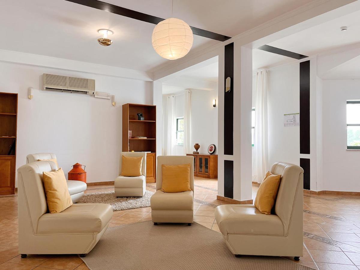 Vinhais Hotel エクステリア 写真